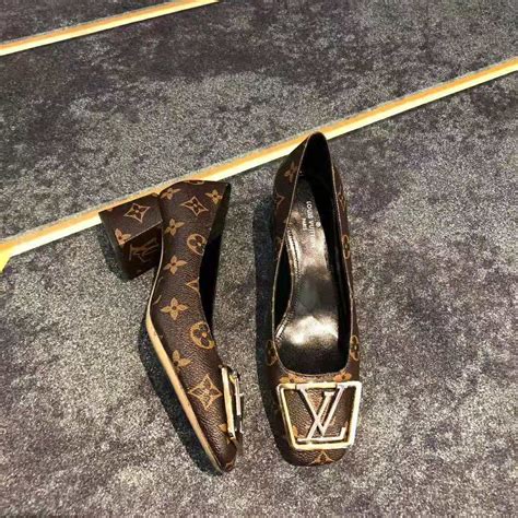 nude louis vuitton|Women's Pumps: High & Low Heel Shoes .